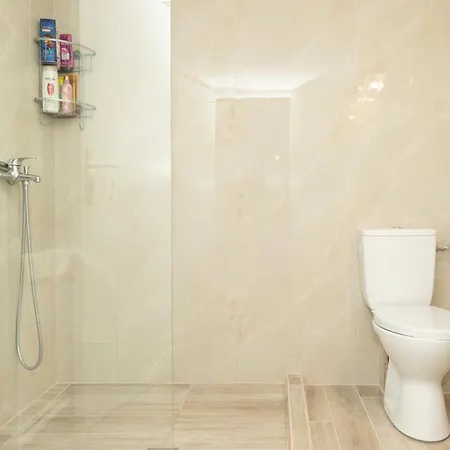 Alchemia, Beautiful Spacious In